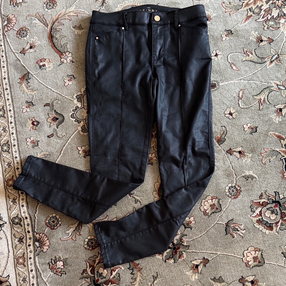 White House black market Faux Leather Skinny Pants - Black size 0
